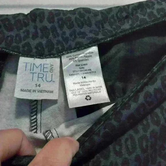Time and Tru  size 14, animal print,, leopard print, dark grey pant - Picture 4 of 7